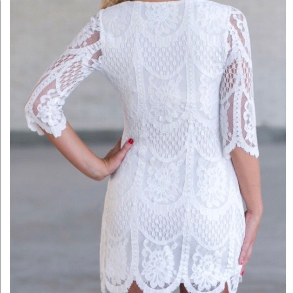 Ivory Lace Dress - Picture 2 of 6
